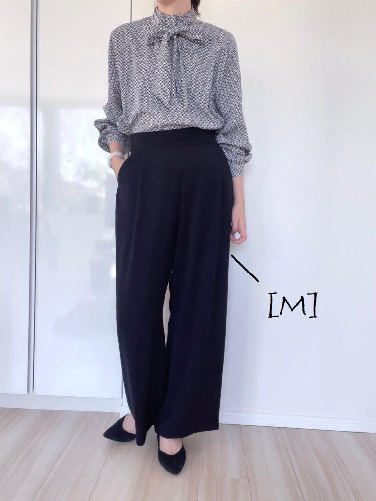サイズ違いで2枚買い！脚長に見せるワイドパンツ | 40代の高見え